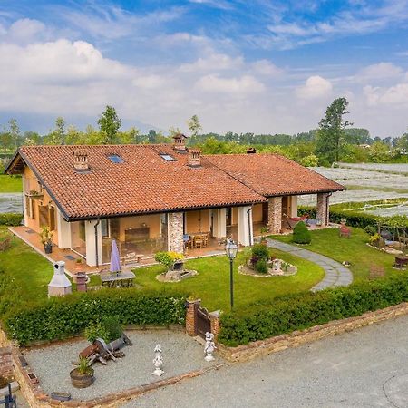 Agriturismo Il Nido Di Bacco Villa Saluzzo Exteriör bild