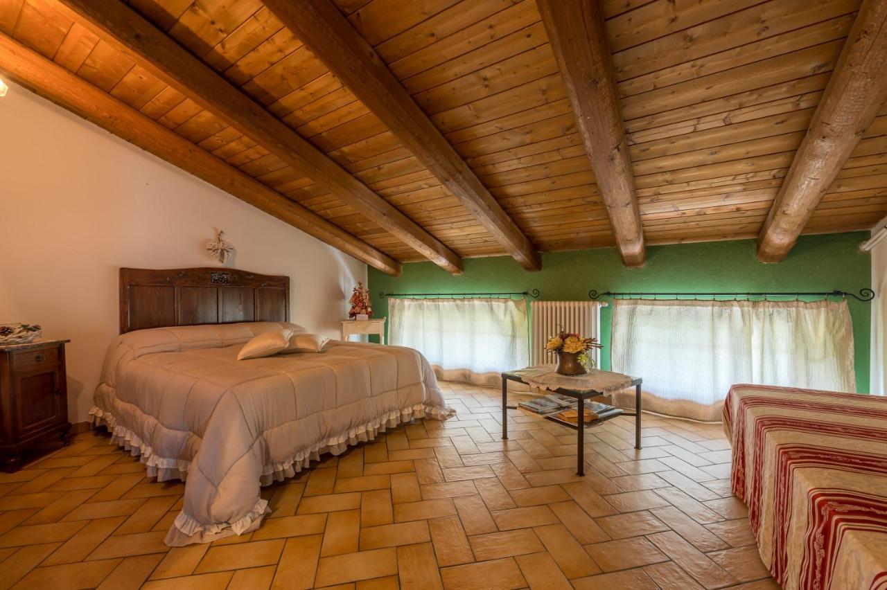 Agriturismo Il Nido Di Bacco Villa Saluzzo Exteriör bild