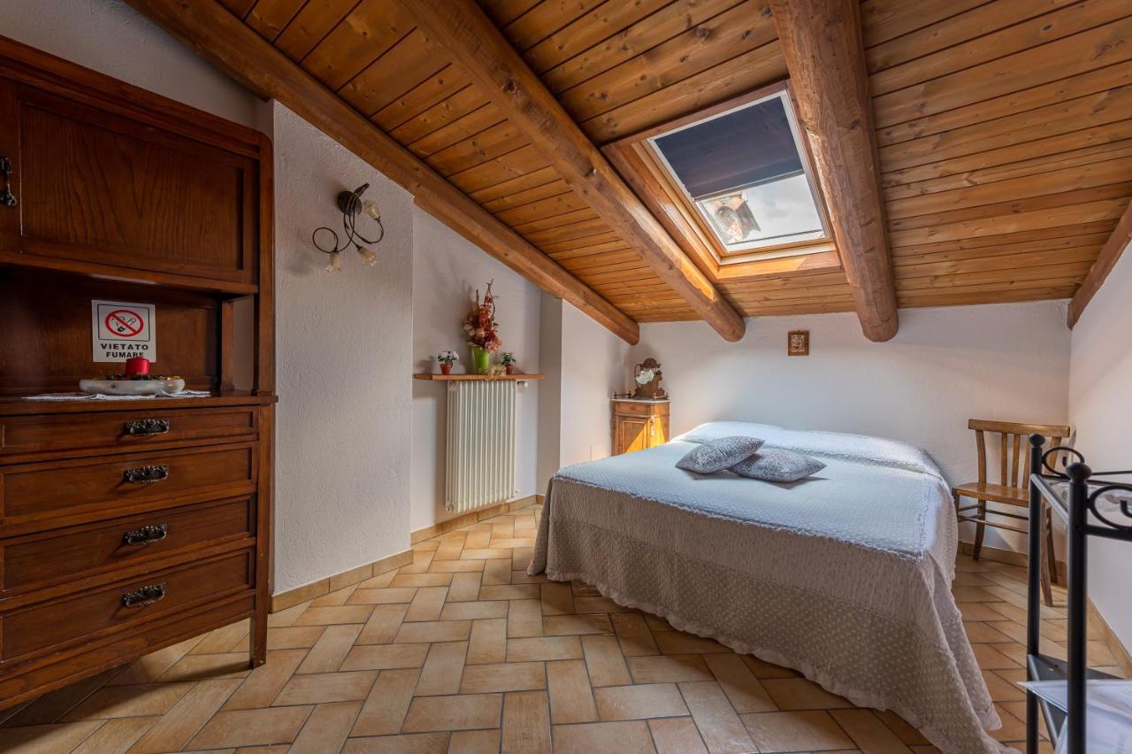 Agriturismo Il Nido Di Bacco Villa Saluzzo Exteriör bild